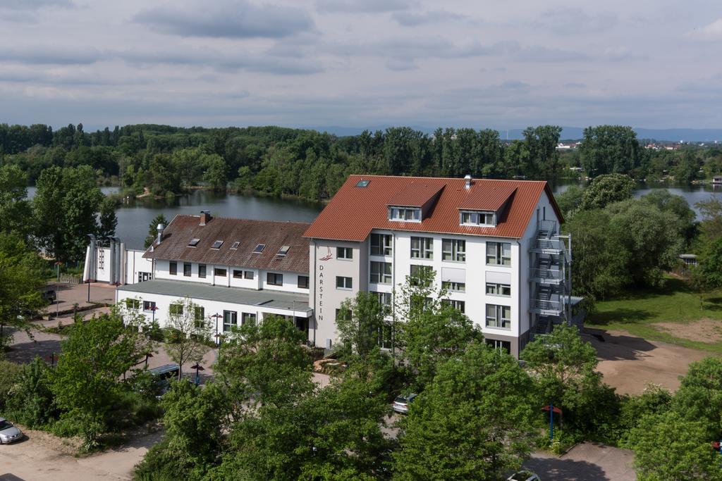 Hotel Darstein Altrip Экстерьер фото