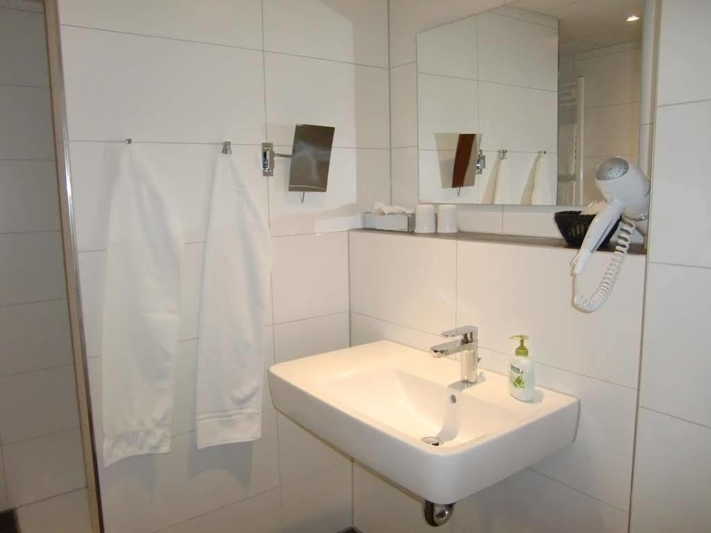Hotel Darstein Altrip Экстерьер фото